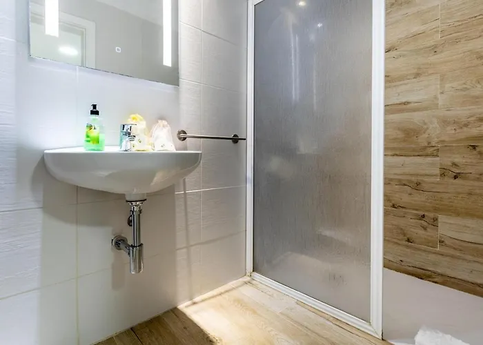 B3 Cozy With Sea View *