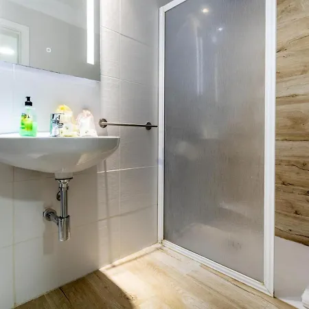 B3 Cozy With Sea View *